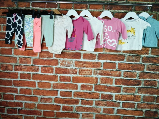 GIRLS BABY BUNDLE 0-3 MONTHS M&S GAP NEXT etc FLORAL LEGGINGS JEANS TOPS 62CM