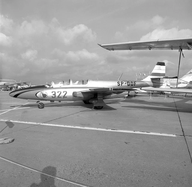 PZL-Mielec TS-11 Iskra, SP-DOF at Paris Air Show, 6 Jun 1977 - Large B&W Neg