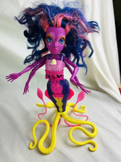 Monster High Great Scarrier Reef Ghouls Kala Mer’ri Doll