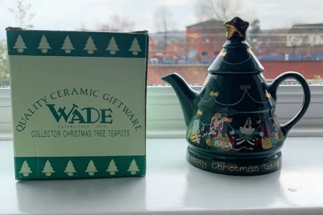 Vintage Wade Collectable China Christmas Tree English Life Teapot