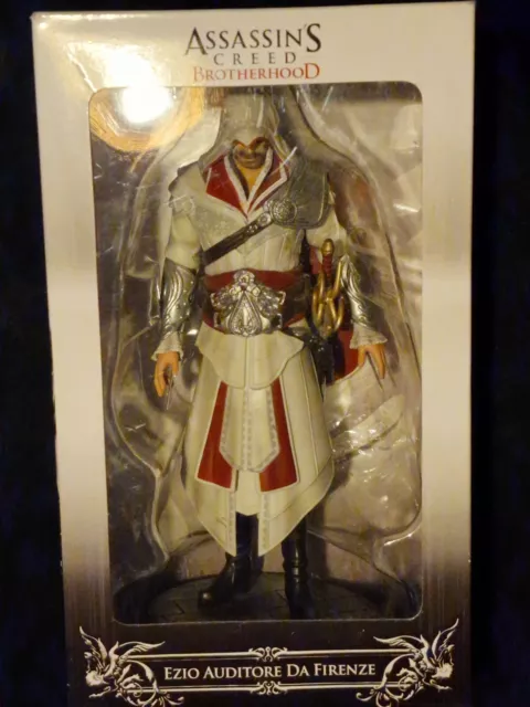 Ubisoft Assassin’s Creed Brotherhood Ezio Animus Master Assassin 24cm  Figurine