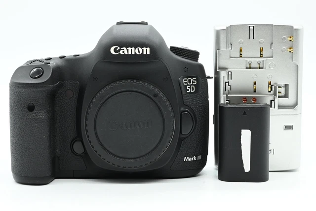 Canon EOS 5D Mark III 22.3MP Digital SLR Camera Body #313