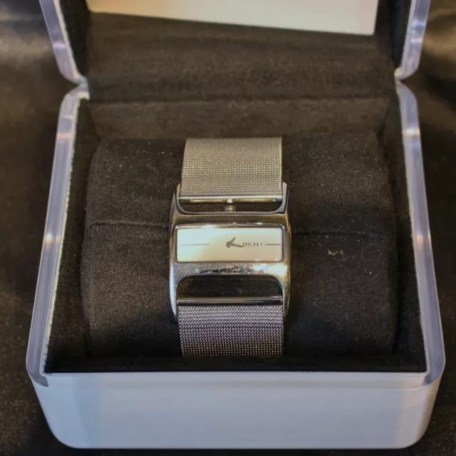 Dkny mesh 2025 watch