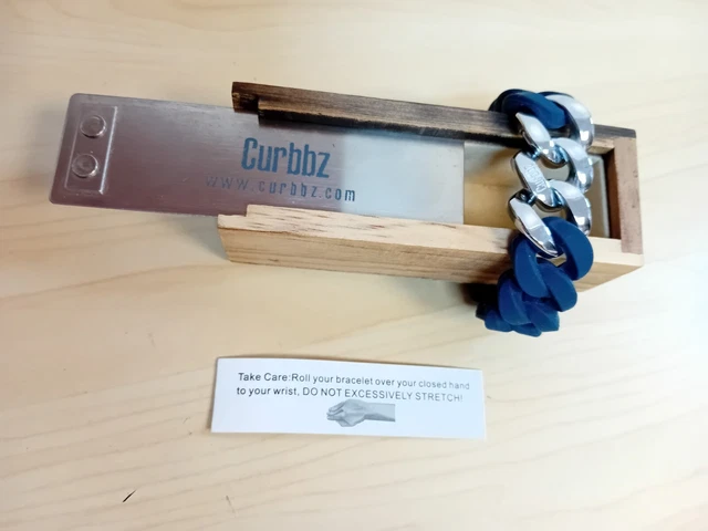 Curbbz unisex stainless steel/silicone bracelet. Teal. Brand new.