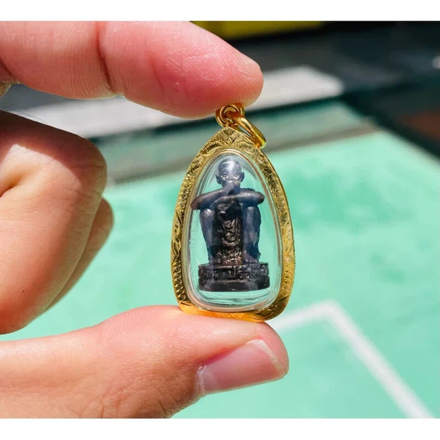 Phra Pidta Million Money LP Toh Talisman – Gold Micron Plated Pendant, Thai Buddha Amulet, 2x2cm