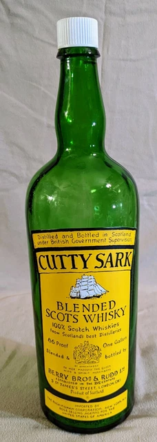 Vintage Cutty Sark Blended Scotch Whiskey 1 Gallon 19" Dummy Display Bottle TC Vintage Cutty Sark Blended Scotch Whiskey 1 Gallon 19" Dummy Display Bottle TC