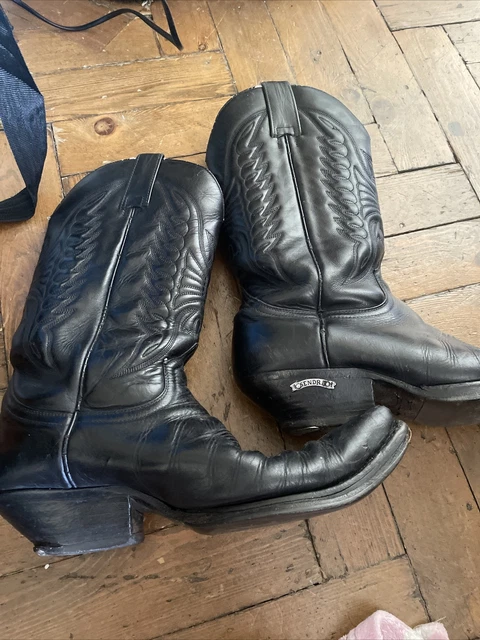 Used cowgirl hotsell boots size 9