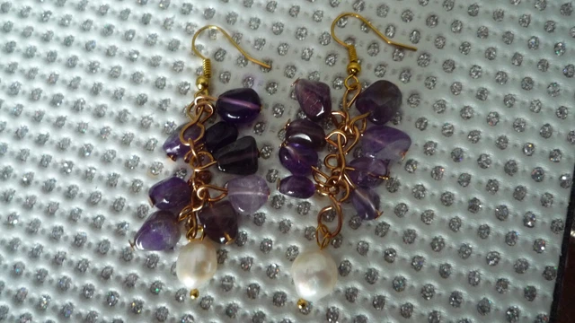 Boucles D'oreilles à Vis Perles Blanches Et Cristaux - Occasion, Style élégant, Pas De Marque Spécifique.