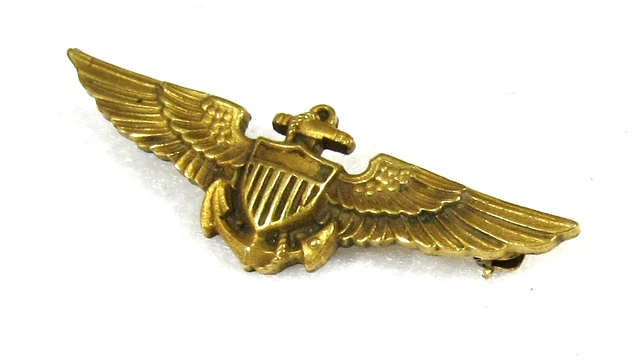 WWII US Navy-Marines Pilot Corps Gold Aviator Wings Pin Badge, Not-Issued Replica