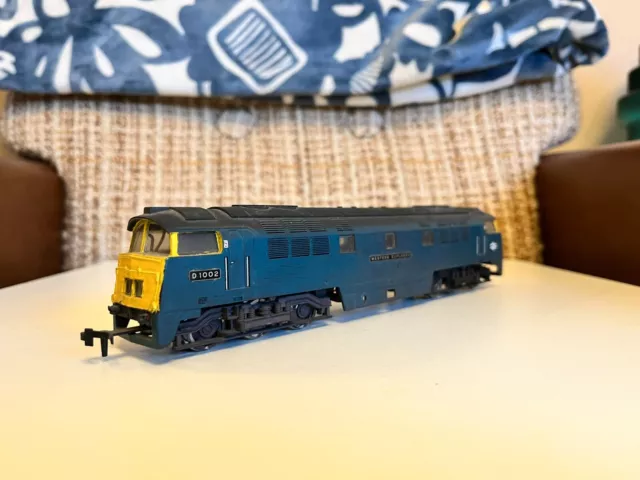 Trix Lilliput OO gauge Western Explorer Class 52 diesel loco D1002 BR Blue