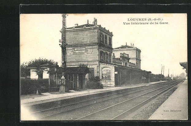 CPA Louvres, Vue intérieure de la Gare