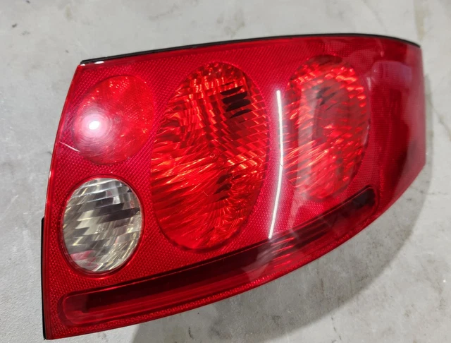 OEM Audi 00-06 MK1 TT Coupe Right Rear Tail Light 8N0 945 096 C No Bulb Holder