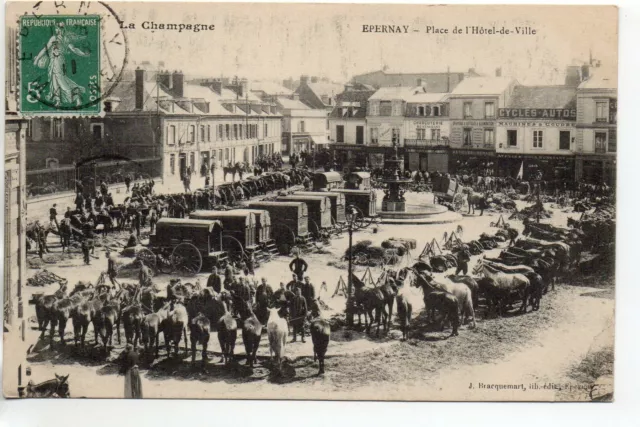 EPERNAY - Marne - CPA 51 - Military Life - Troops Place de l'Hotel de Ville