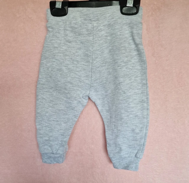 Pacchetto vestiti per bambini età 6-9 metri. Usato. Condizioni perfette. Marche miste. 10