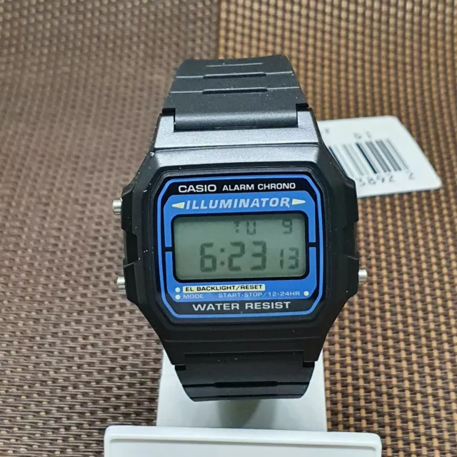 CASIO F 105W 1A CLASSIC Black Digital Alarm Stopwatch Light Casual