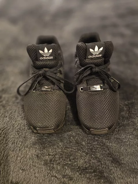 ADIDAS ZX FLUX Torsion Trainers Size Uk 4 Black Youth. 10.00
