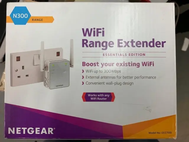 NETGEAR Wifi Range Extender N300 - EX2700
