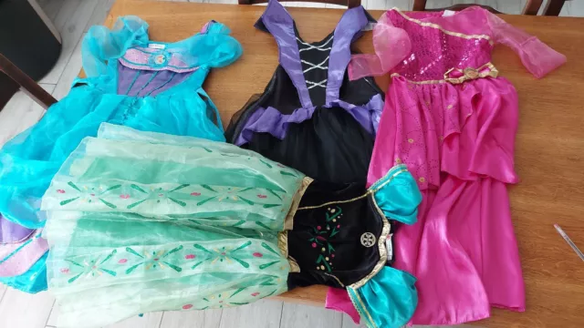 Lot Costume Petite Fille