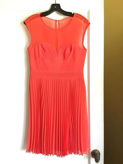 Jupe Karen Millen Taille 8 Avec Boutons Et Ceinture - Longueur 25 Pouces, Orange