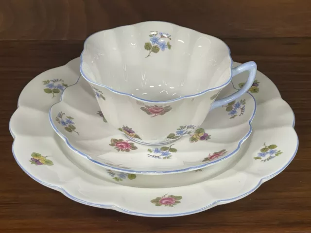 Shelley ROSE PANSY FORGET ME NOT 13424 Cup, Saucer & Plate Trio STRATFORD Shape