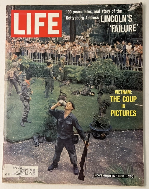 LOT OF 3 Vintage LIFE Magazines Nov 8 1969, Nov 15, 1969 Nov