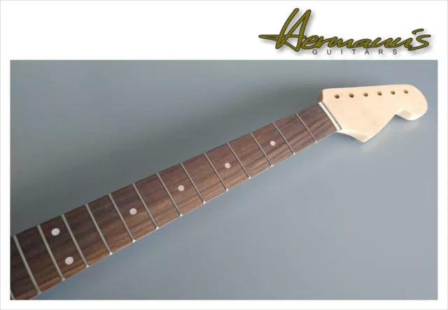 STRAT / St Roasted Canadien Érable Col, Pau Ferro Board, Unfinished 21 Frets 2