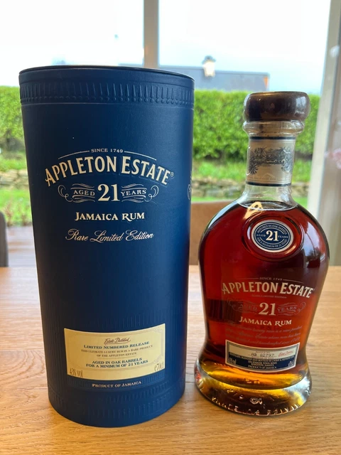 1 rhum APPLETON ESTATE 43% 70cl avec boite, edition numérotée 2797/12000