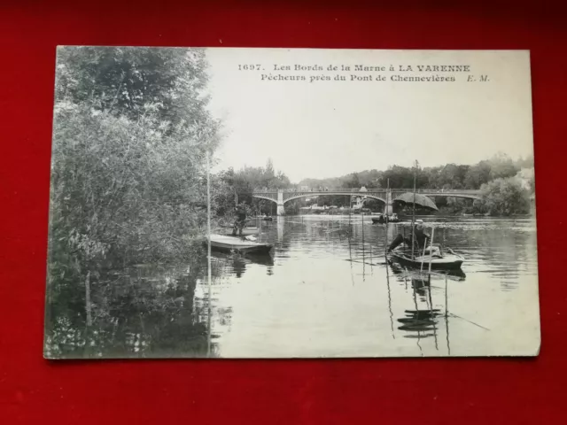 CPA 94 LA VARENNE Les Bords de la Marne - Pêcheurs près du Pont de Chennevières