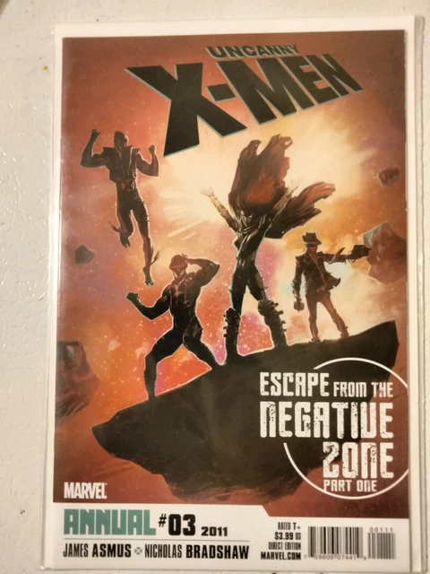 Uncanny X-Men Annual #3  Marvel Comics 2011 VF/NM