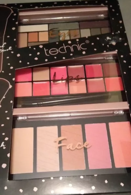 Large Technic ,MakeUp Beauty Gift Set Eyes Lips, Face.* NEW * 2