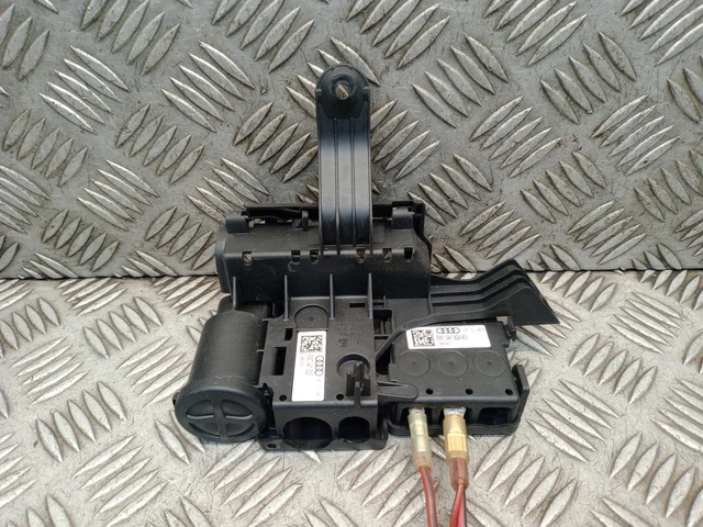 AUDI A4 FUSE Box Power Distribution Control Module Ecu B9 2016-2020 ...