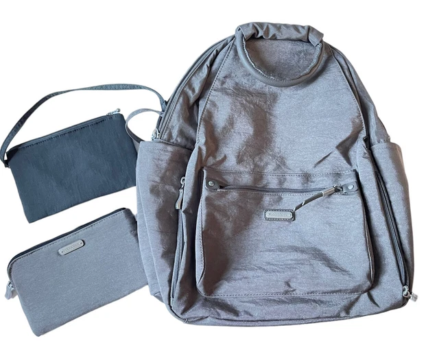 Baggallini All Day Backpack With RFID Phone Wristlet in Sterling Shimmer Mint!