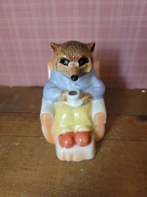 THE RINGTALE RACCOONS Vintage Figurine 1981  Goebel Made / Having Tea