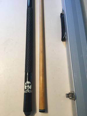pool sticks