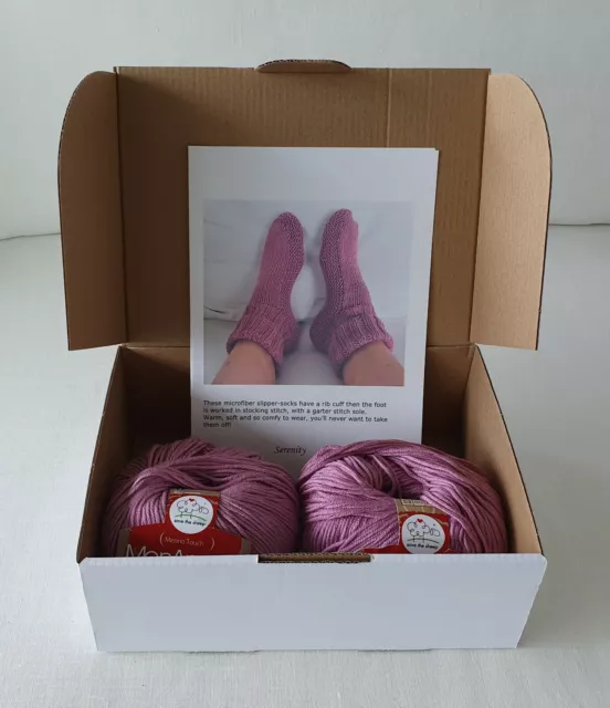 Knitting kit - Microfiber slipper/socks - Serenity pattern and Mon Amour yarn