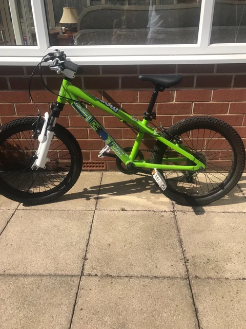 MONGOOSE FIREBALL 20 kids bike (20 inch wheel) bright green