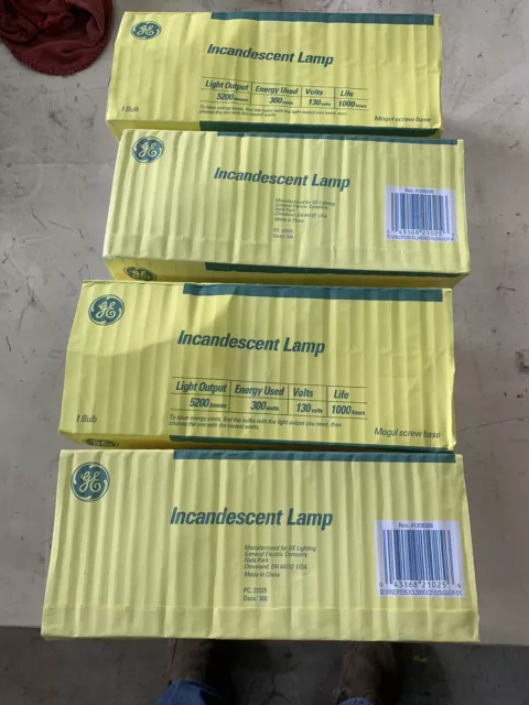 GE Lighting 21025 300-Watt Light Bulb Lot of 4