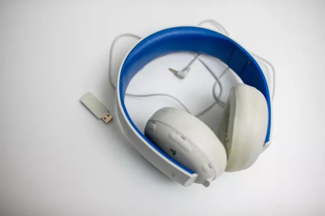Wireless stereo 2025 headset 2.0 ps5