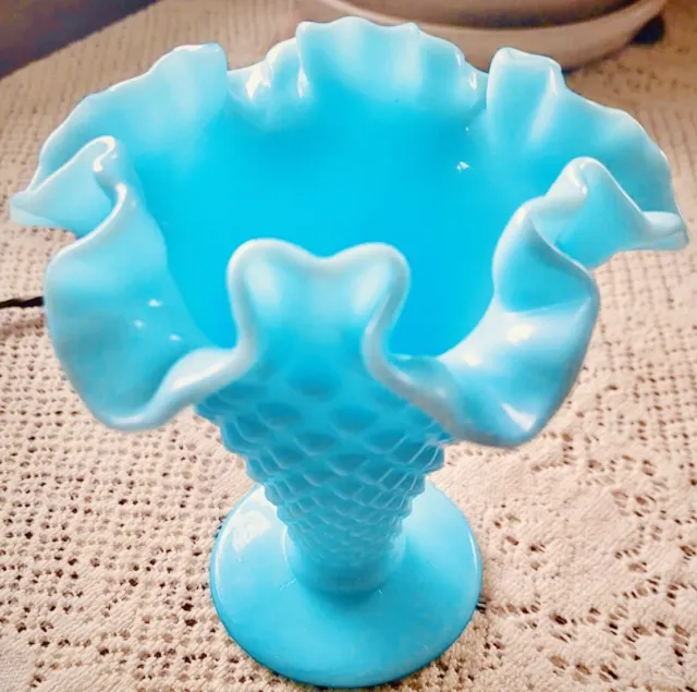 Perfect Vntg Sky Blue Fenton Hobnail Pastel Blue Milk Glass Trumpet Vase!