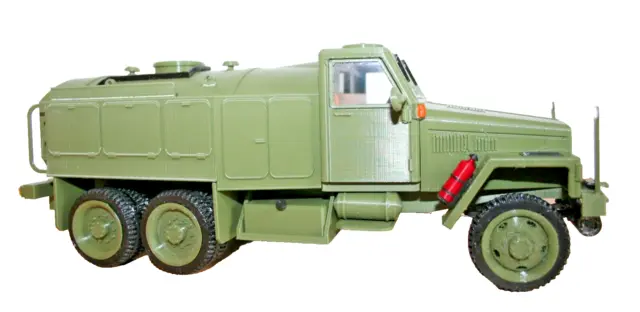 Kranich Modellbogen, DDR-LKW G5 Tankwagen, NVA,  Maßstab 1:25