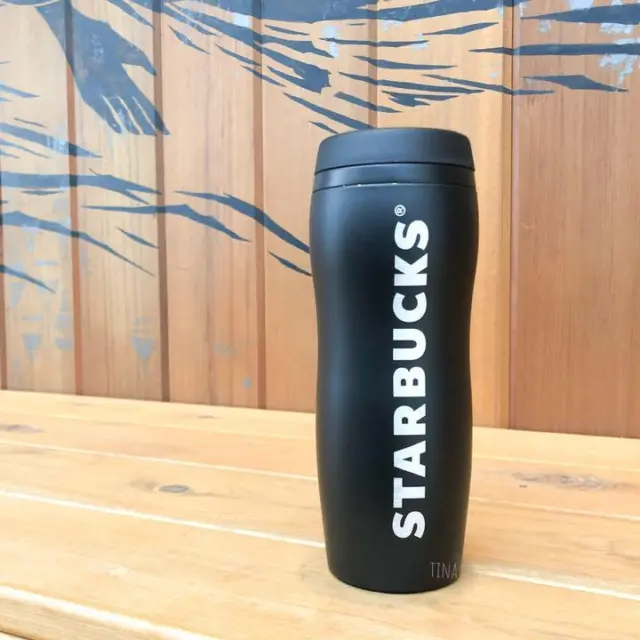 https://www.picclickimg.com/jNIAAOSwyhtjEgMO/Starbucks-Caved-Stainless-Steel-Bottle-Tumbler-Black-Starbucks.webp