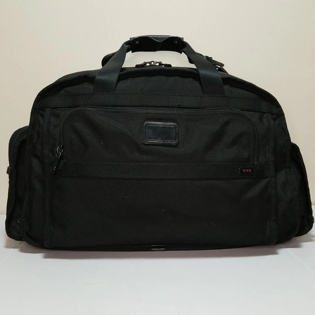 Tumi Alpha Sport Travel Gym Duffel Bag Large Black Ballistic Nylon 22150DH read