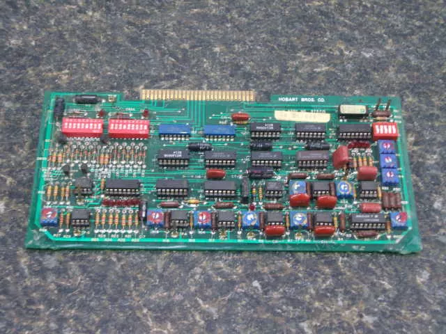 Hobart Bros 375715 R2  PC BOARD IS REPAIRED WITH A  30 DAY WARRANTY