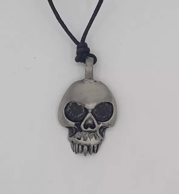 Collier Squelette Chaîne Tête de Mort Gothique Biker Étain Amovible 12 Motifs