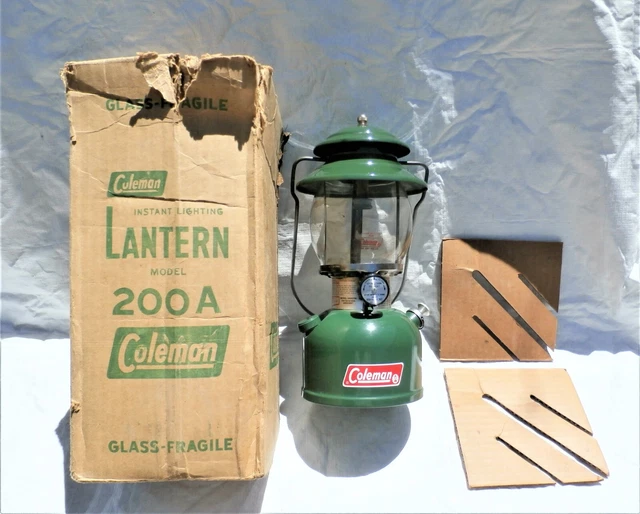 Working Green Coleman Model 200A Single Mantel Lantern November 1980