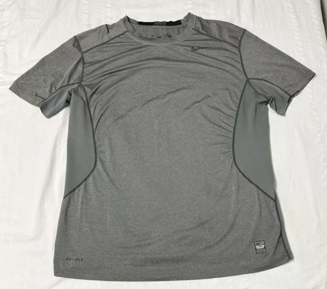 NIKE PRO COMBAT Dri-Fit Fitted Men's Gray Short Sleeve T-Shirt Size XL