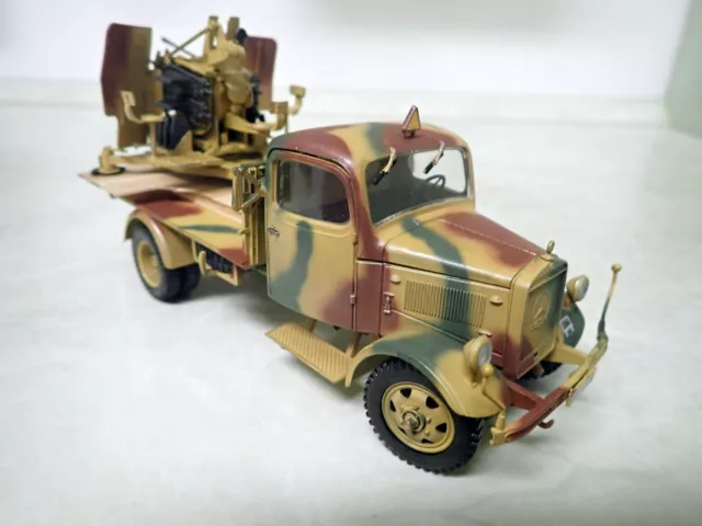 Mercedes Benz L300 mit Flak gebaut gebrusht 1:35 von Italeri