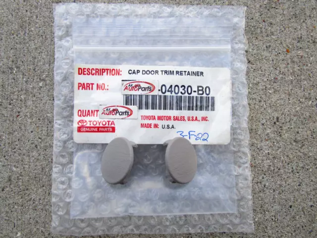 01 - 04 Toyota Tacoma Interior Door Panel Armrest Screw Retainer Cover Qty 2 New