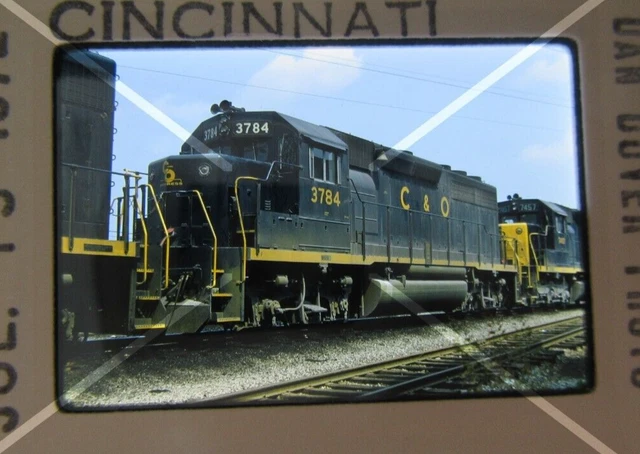 Original '72 Kodachrome Slide C&O Chesapeake Ohio 3784 GP40 Cincinnati     40S60