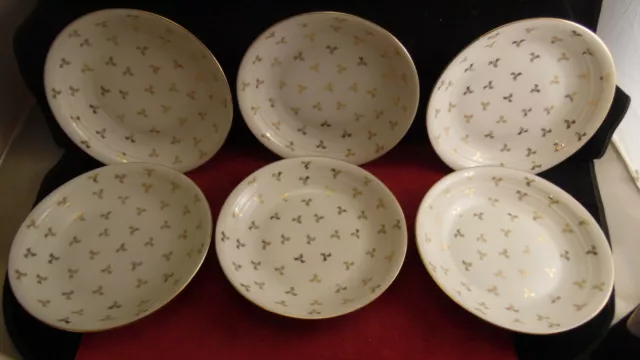 Service de 6 assiettes creuses en porcelaine de Limoges CF motif blanc et or